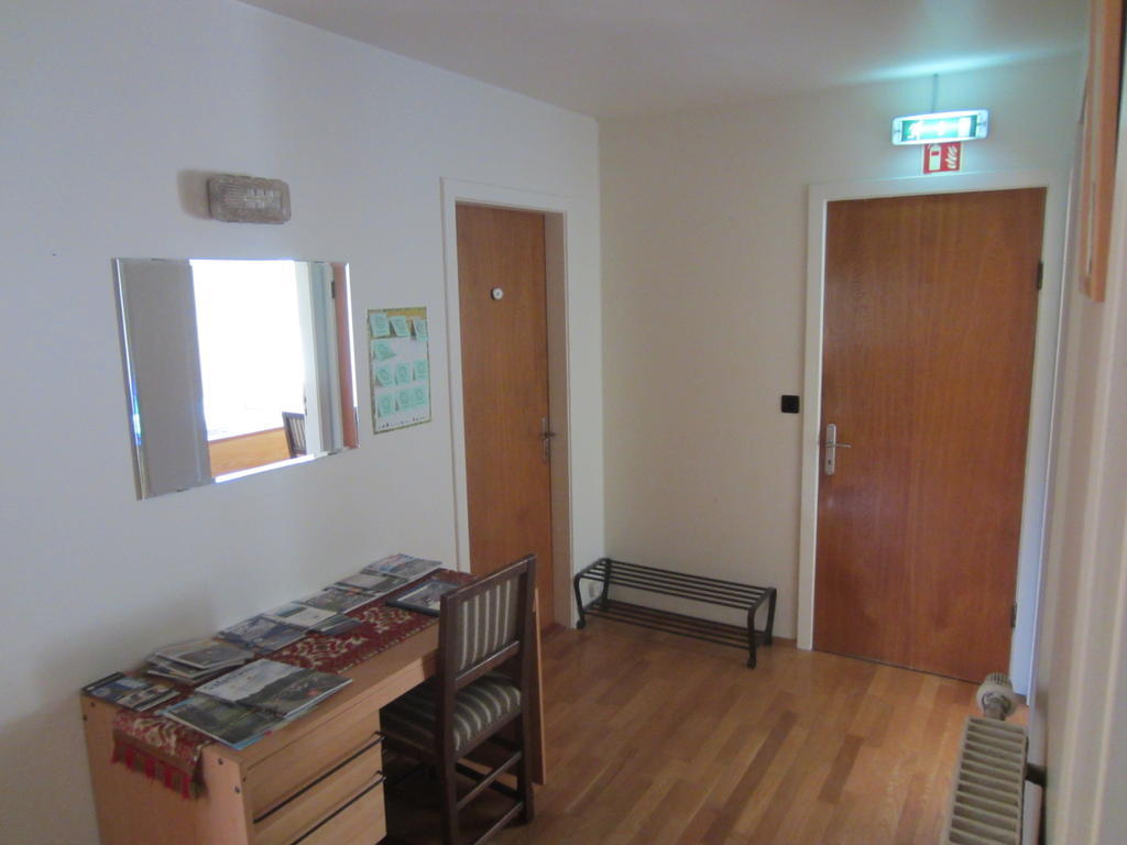Nes Guesthouse เรย์ค็อลต์ ภายนอก รูปภาพ