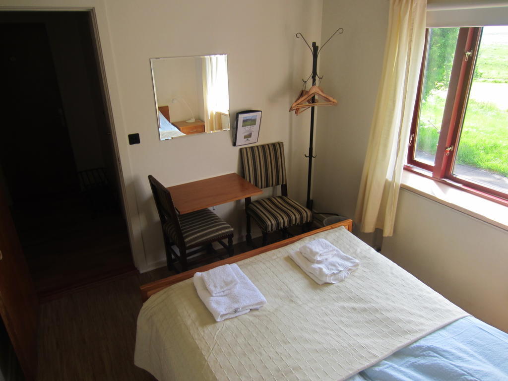 Nes Guesthouse เรย์ค็อลต์ ห้อง รูปภาพ